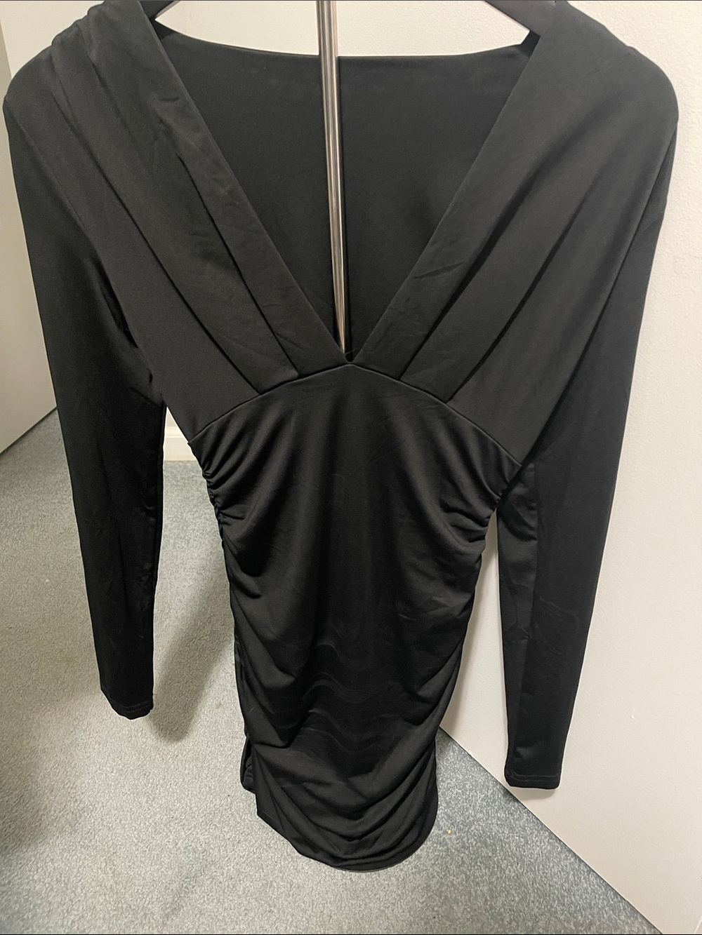 Black Long-Sleeve V-Neck Ruched Women’s Dress